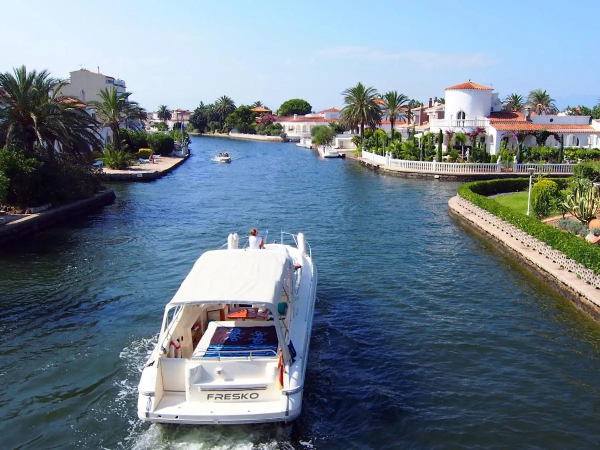 Apartment Sant Maurici-25 By Interhome Empuriabrava